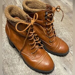 BAMBOO‎ Tan Lace Up Boots size 8